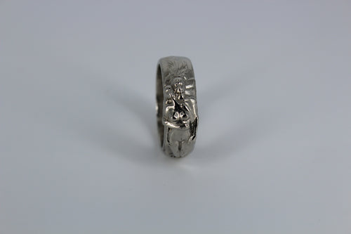 Ring of Embraced Lady